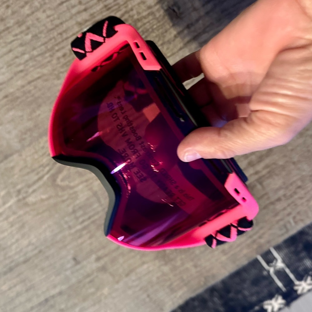 Shred Amazify Ski Goggles in Pink. - Picture 5 of 8